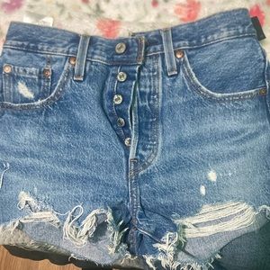 Levi’s shorts women size 3/4